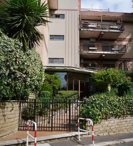Bonelli Penthouse *